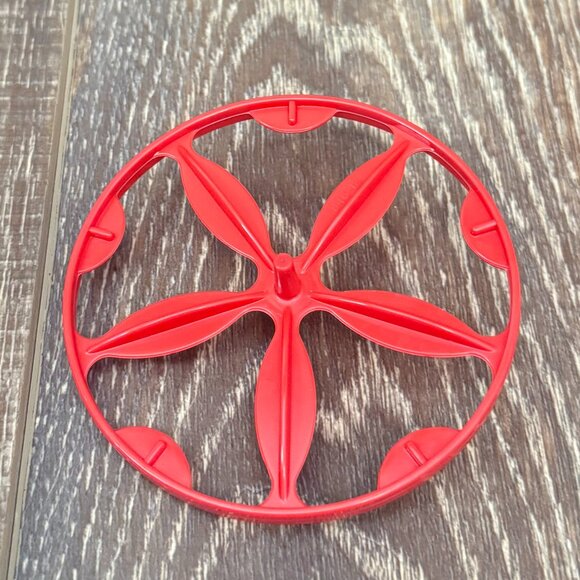 Tupperware Quick Shake Container with Insert - Picture 11 of 16